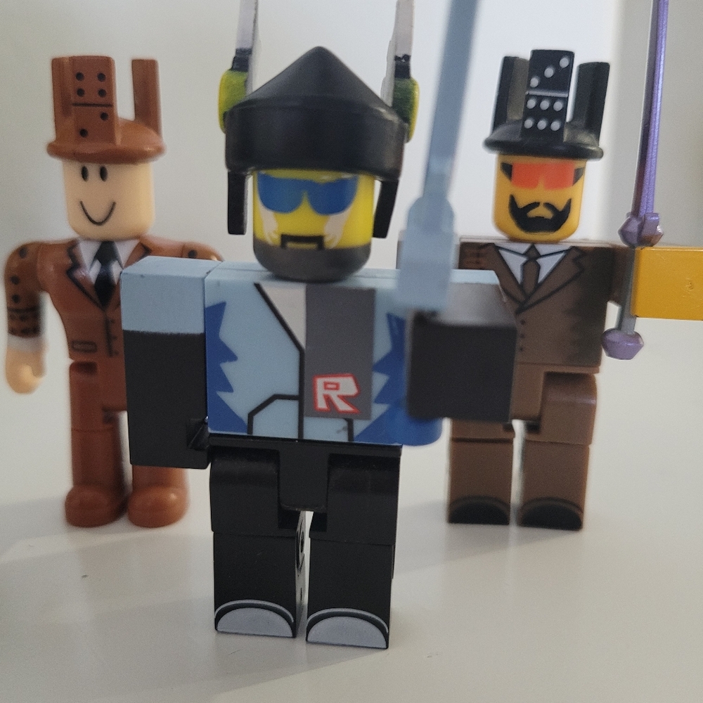 Action Figures Set - Multicolor - Picture 3 of 4